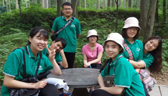 小伙伴徜徉山水間，感受清風徐來！