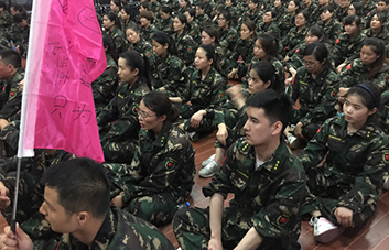 競爭是完善自我、讓人向上的不竭動力！