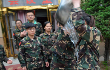 失敗并不可怕，可怕的是你失去面對失敗的勇氣！