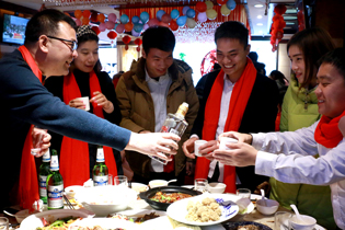 �����c�𱬾W(w��ng)�ľ�Ӣ�T���e�������