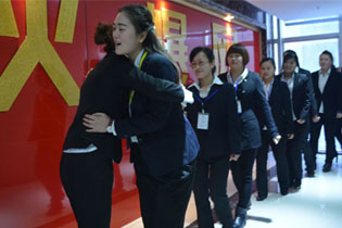 �µ�һ�����µ��_(k��i)ʼ���𱬾W(w��ng)���(hu��)�����h(hu��n)��(ji��)��