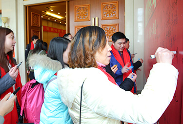 �𱬺��������cף��ʮ�����A�Q��