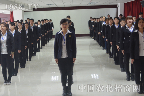 �ƴ�ÿһ����Ҋ����ϧÿһ�����x