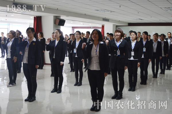 在火爆,在路上,夢(mèng)想終究會(huì)實(shí)現(xiàn)